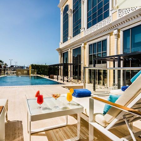 Narcissus Al Hamra Hotel Jeddah Exterior photo Pool at the hotel