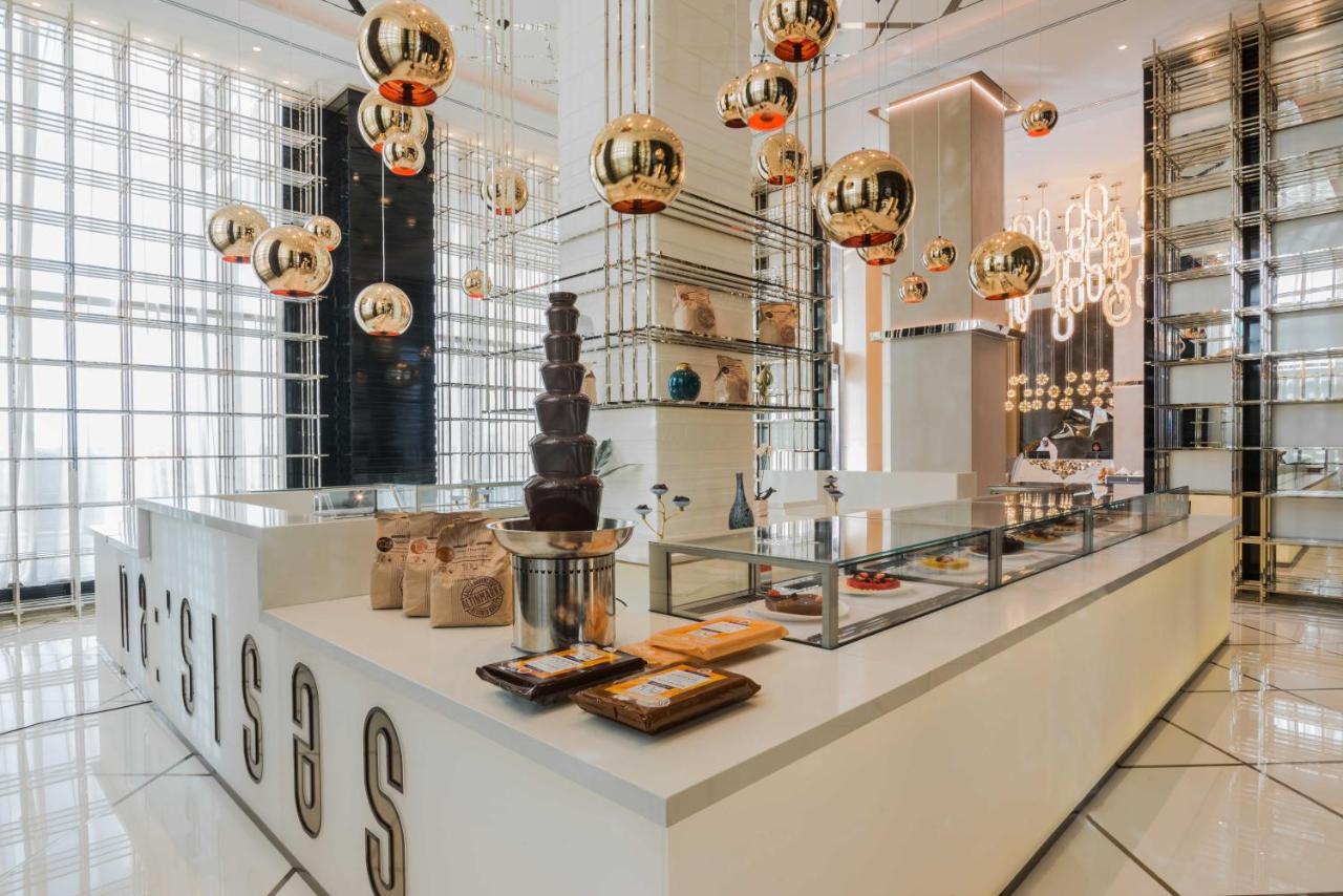 Narcissus Al Hamra Hotel Jeddah Exterior photo The Chocolate Bar
