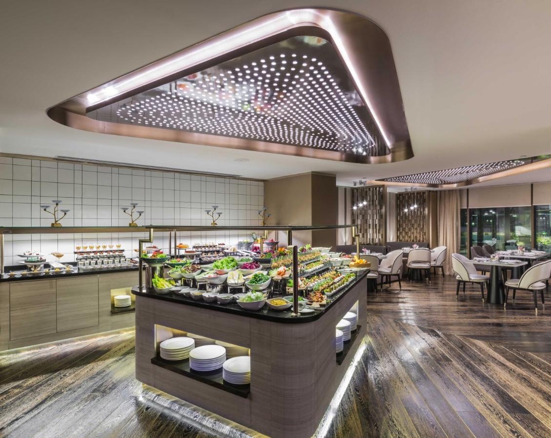Narcissus Al Hamra Hotel Jeddah Exterior photo The buffet at the hotel