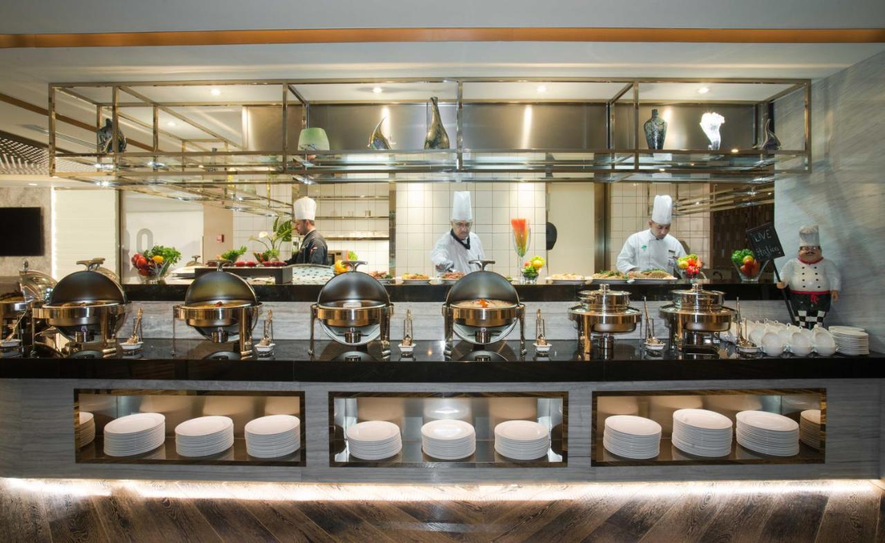 Narcissus Al Hamra Hotel Jeddah Exterior photo A buffet at a hotel
