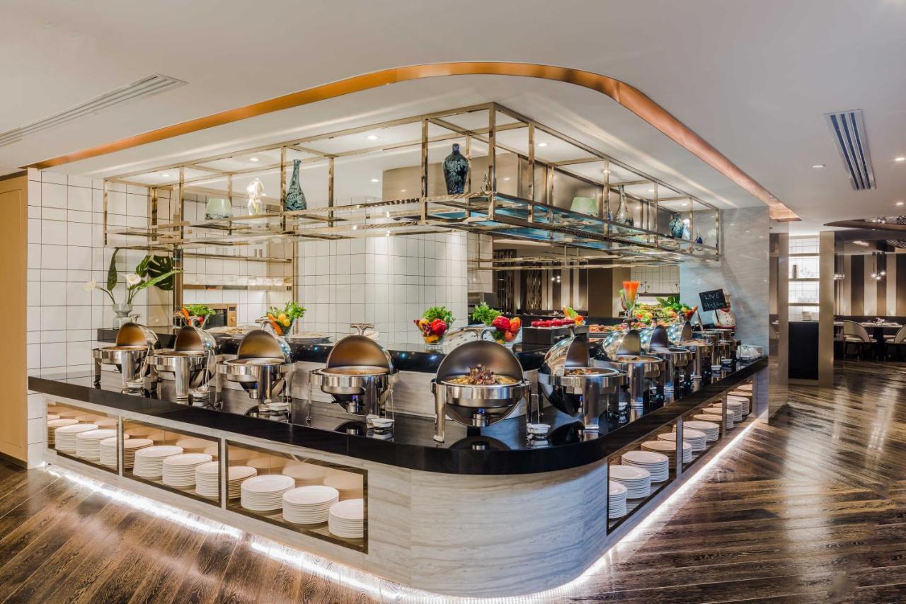 Narcissus Al Hamra Hotel Jeddah Exterior photo The buffet at the hotel