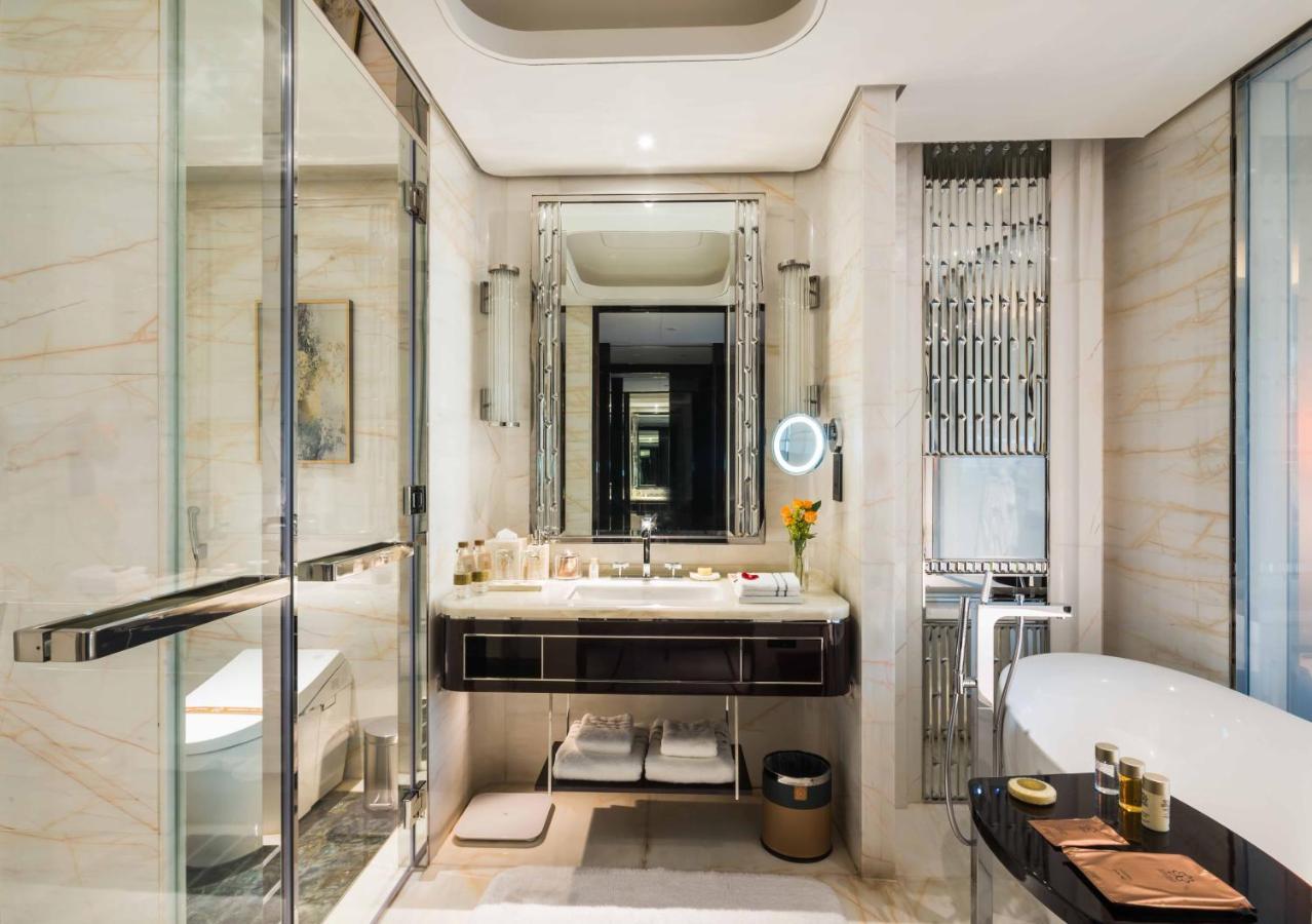 Narcissus Al Hamra Hotel Jeddah Exterior photo Bathroom